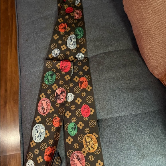 Designer Multicolor Scarf - Picture 4 of 4